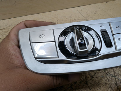 2016-2019 BMW 740Li G12 Headlamp Switch 9472976 OEM