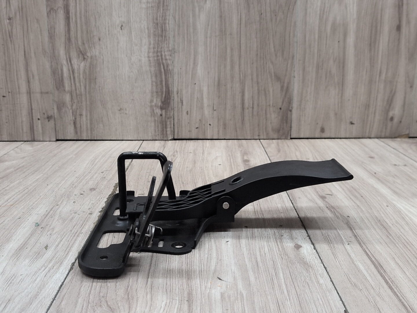 2008-2017 Audi S5 8T Hood Bonnet Safety Lock Latches SET 8T0823480