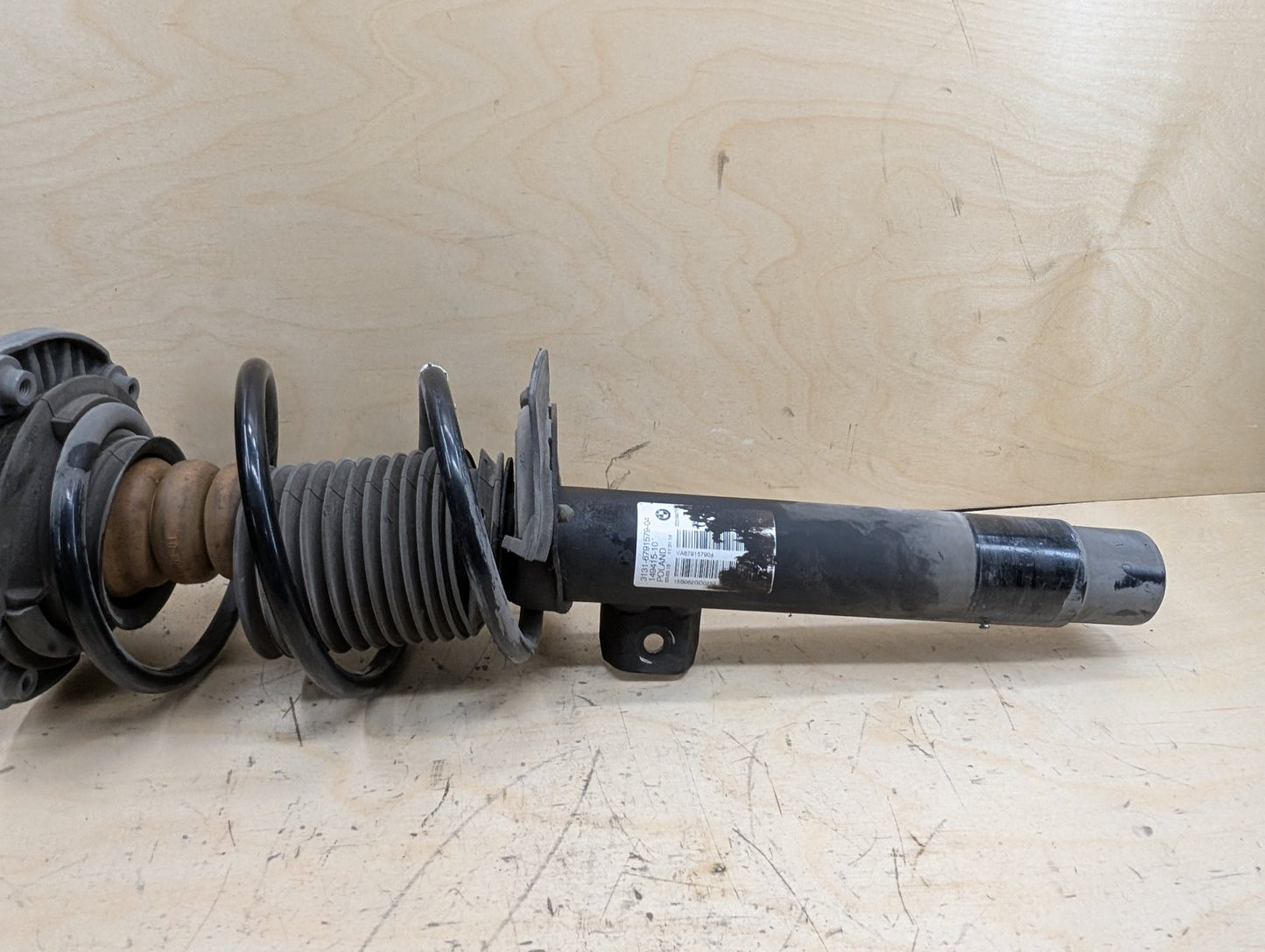 2012-2018 BMW 320i F30 - Front Left or Right Spring Strut Shock Absorber PN: 6791579