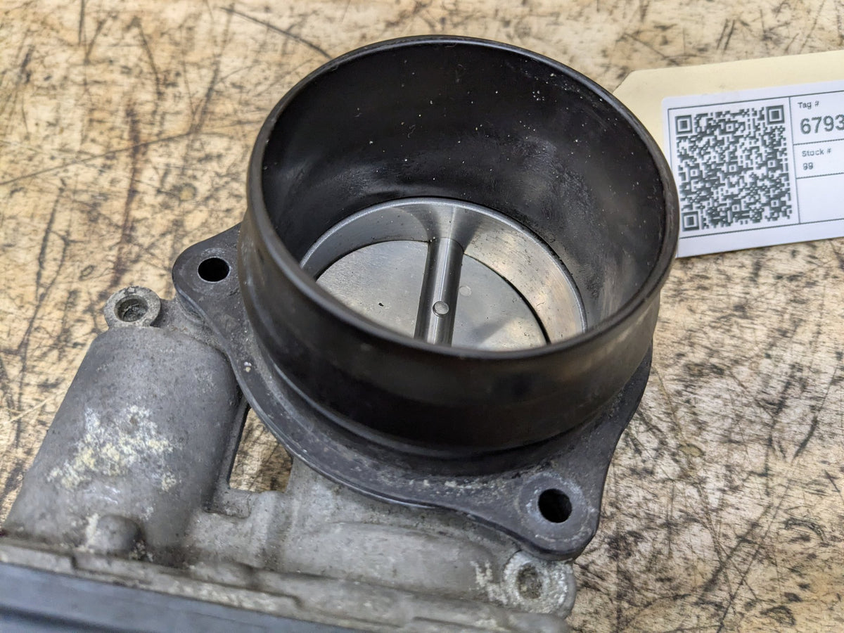 OEM BMW F39 F44 F48 F90 G05 G12 750 G30 M550 M8 Engine B46 N63 S63 Throttle Body