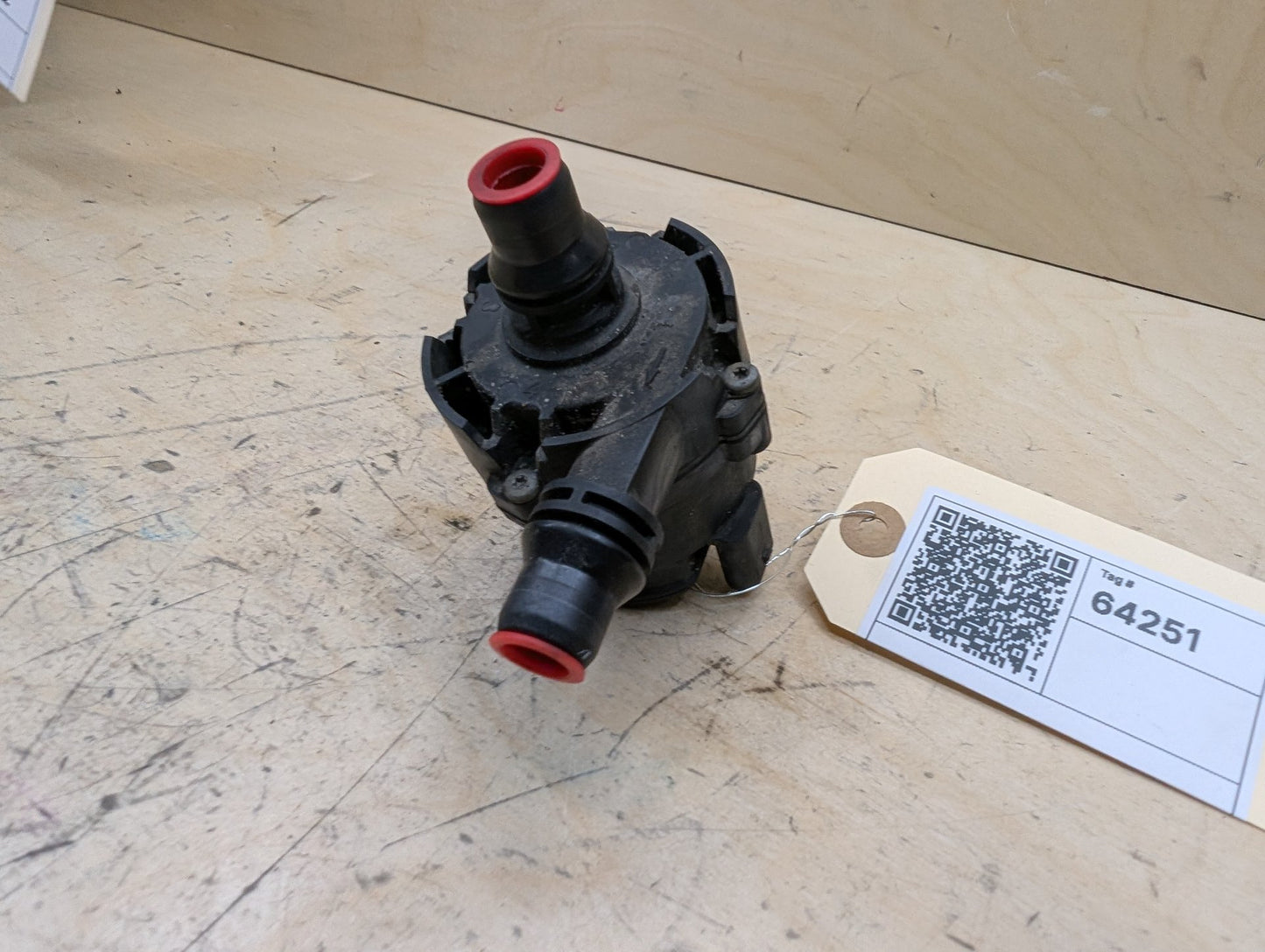 OEM BMW F90 F93 G11 G12 G16 G30 M5 Engine Electric Auxiliary Water Coolant Pump