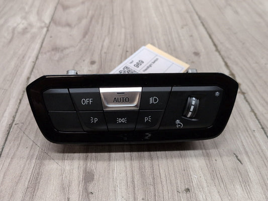 OEM BMW G20 G22 G23 G26 G42 G80 G82 M3 M4 Headlight Control Switch Light Module
