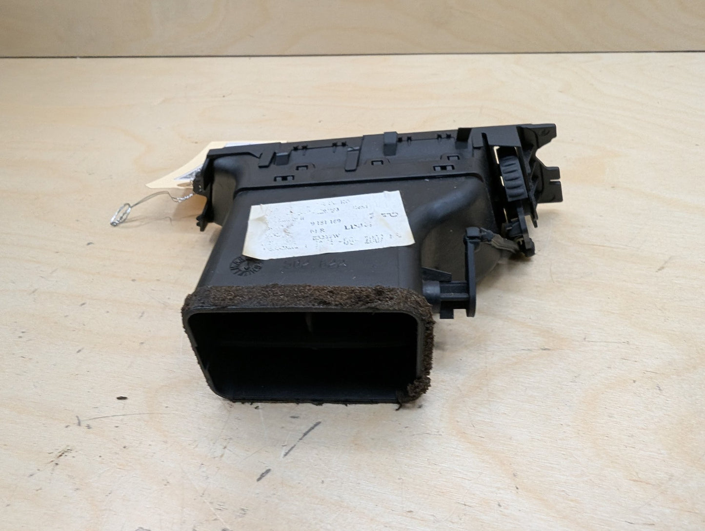 2007-2013 BMW 335i E93 Dashboard Dash Board Left Driver Air Vent 9151165