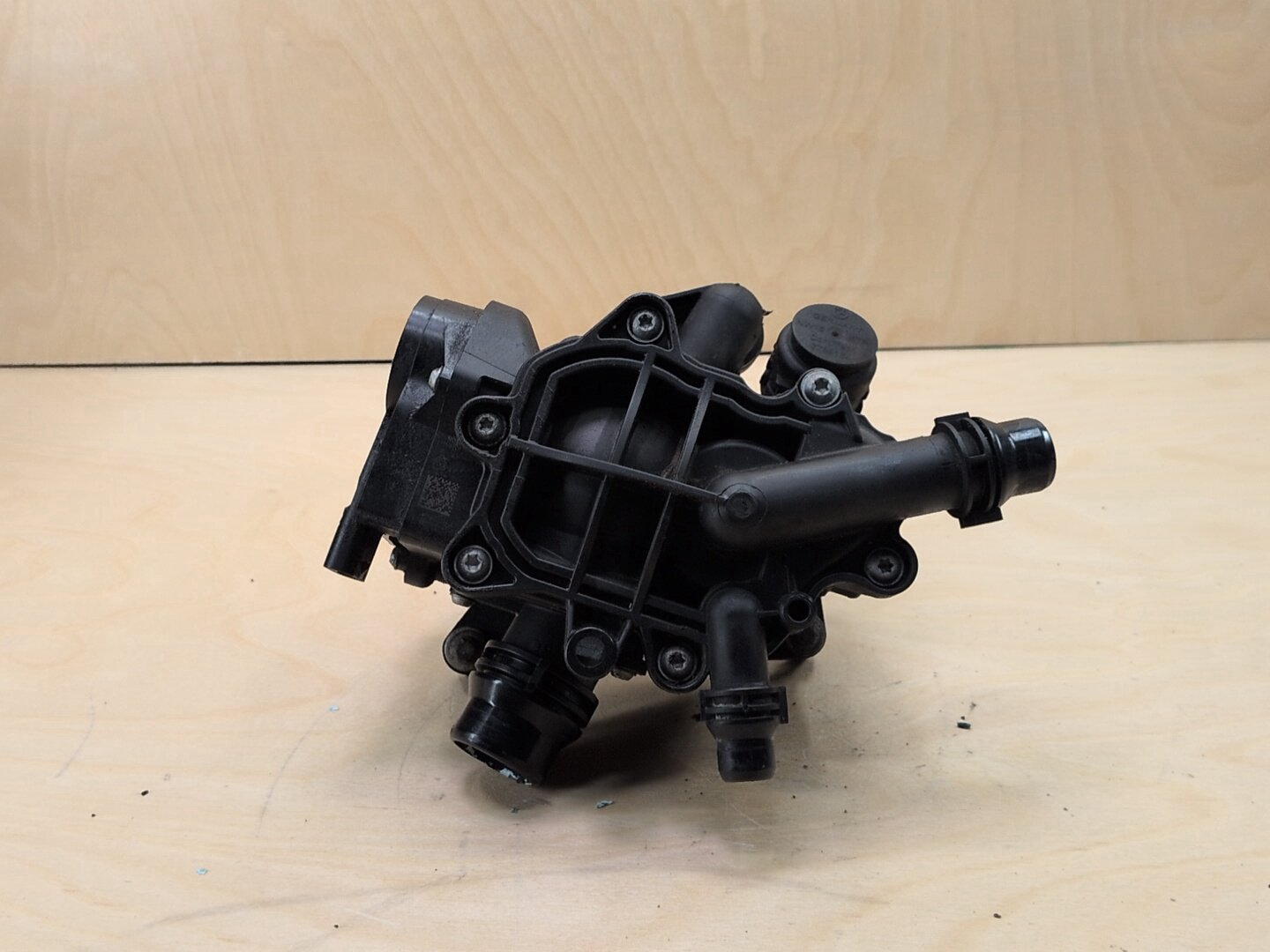 OEM BMW F22 F30 F32 F36 G01 G30 Engine B46 Motor Heat Coolant Thermostat Module
