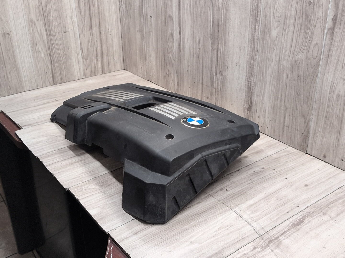 OEM BMW E60 E82 E84 E88 E89 E90 E92 E93 Engine N52 Motor Cover Head Covering