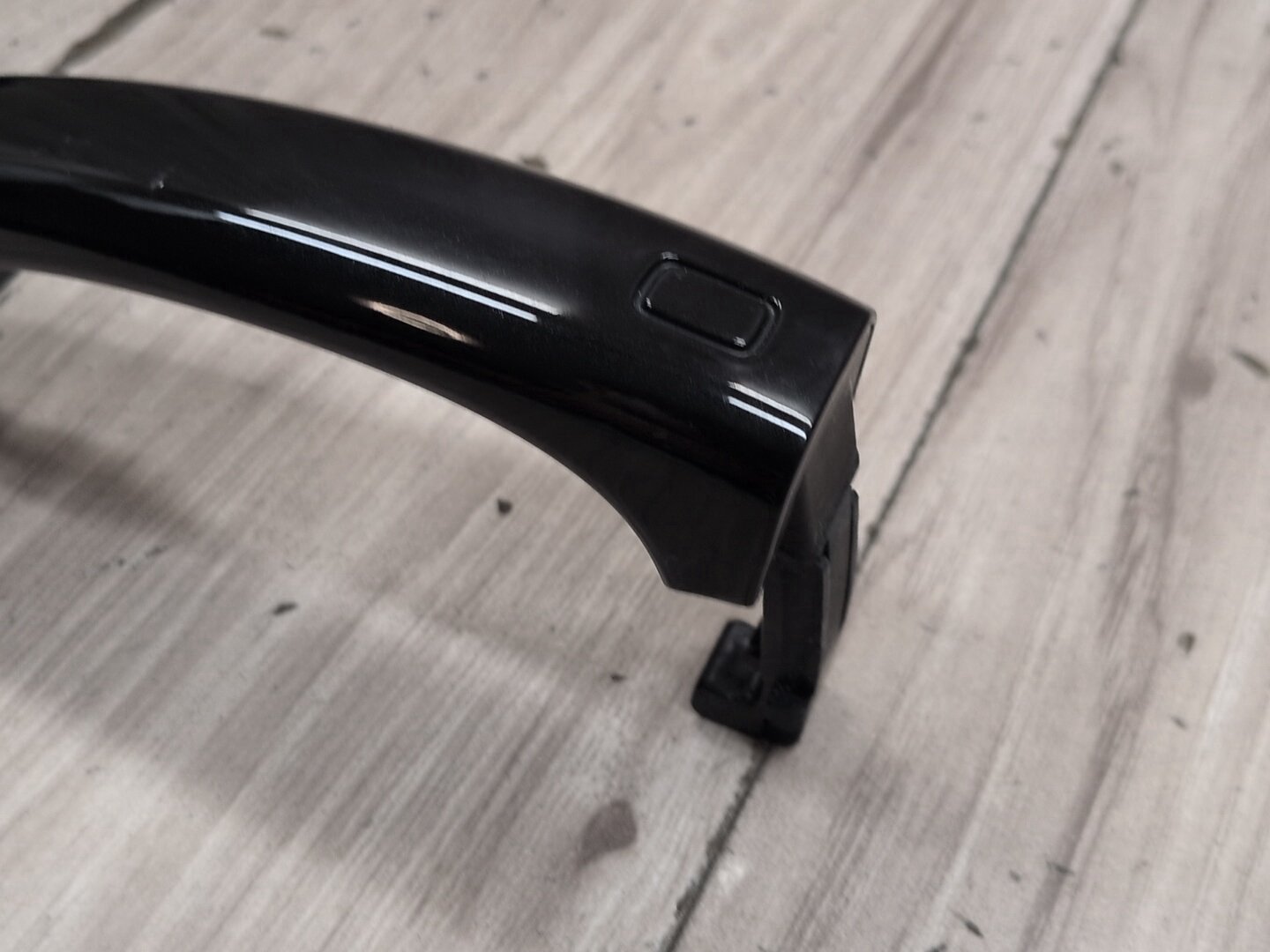 2015-2018 Audi Q3 8U Front or Rear Right Passenger Exterior Door Handle 8T0837205A