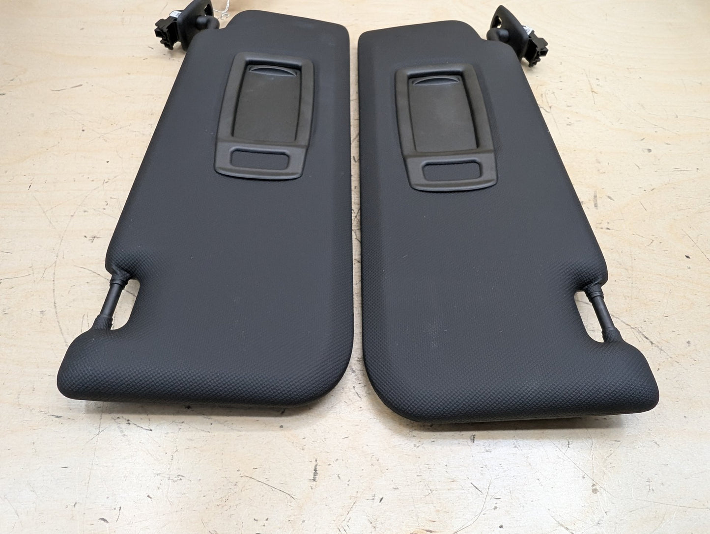 18-21 OEM BMW G01 G02 F97 F98 Right Passenger Side Sun Visor Anthracite Black