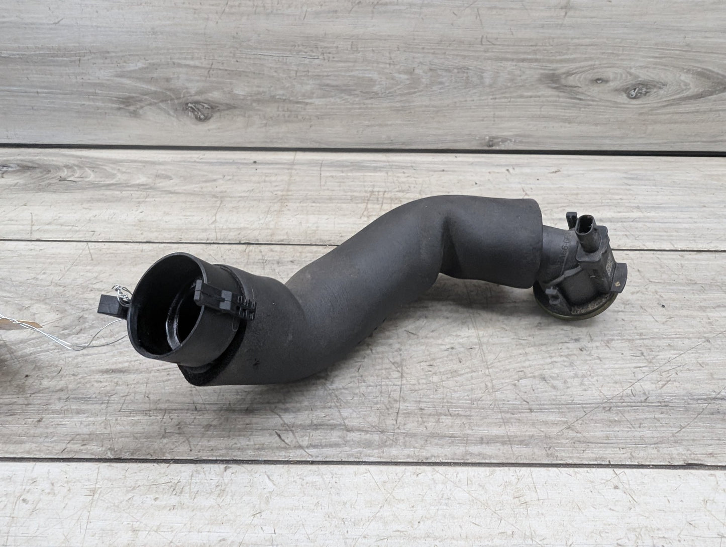 OEM BMW F10 F15 F25 F30 F32 F33 F36 Engine N20 N26 Breather Vent Pipe Hose Tube