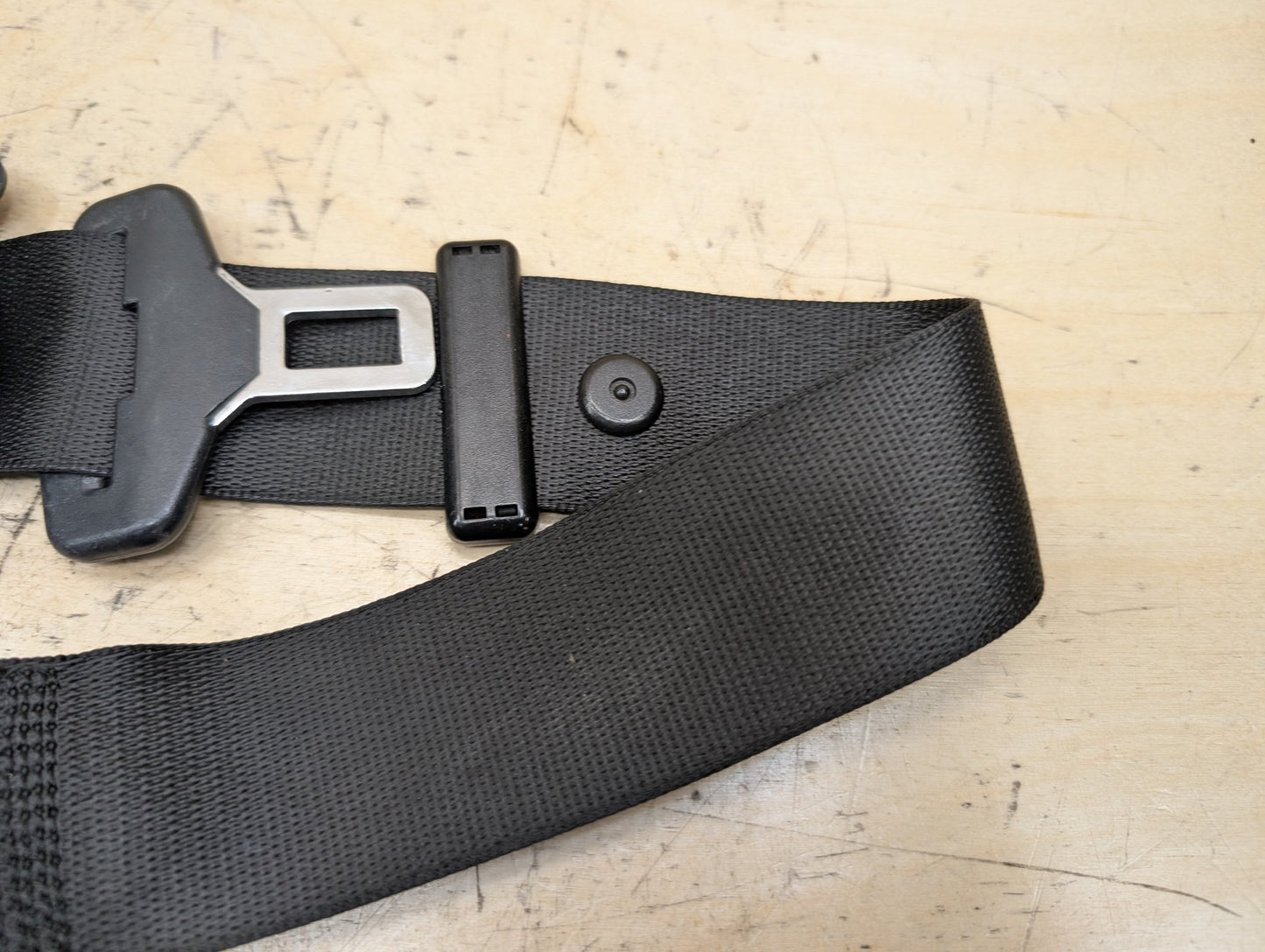 2011-2016 BMW X3 F25 Front Left Driver Seatbelt Seat Belt Retractor 7367249