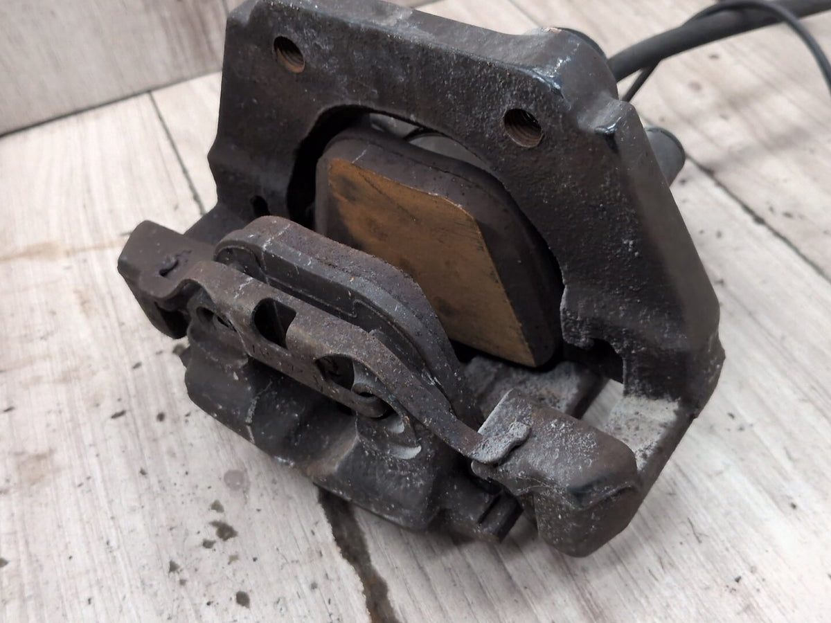 2004-2010 BMW M6 E64 Rear Left Right Brake Caliper SET 2283164
