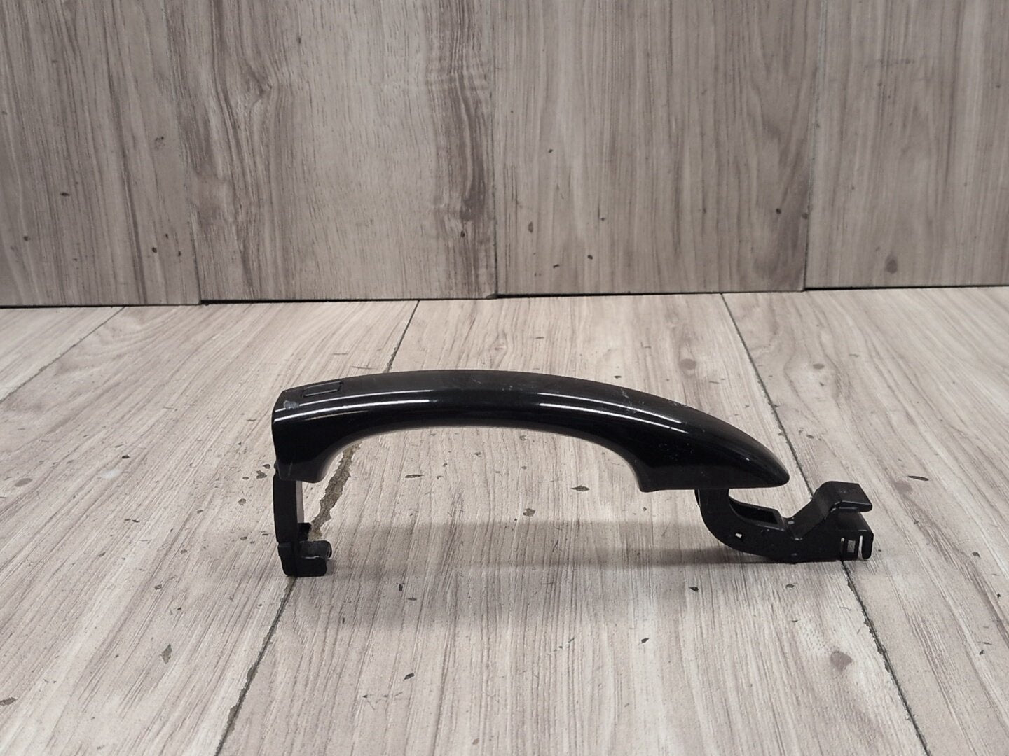 2015-2018 Audi Q3 8U Front or Rear Right Passenger Exterior Door Handle 8T0837205A