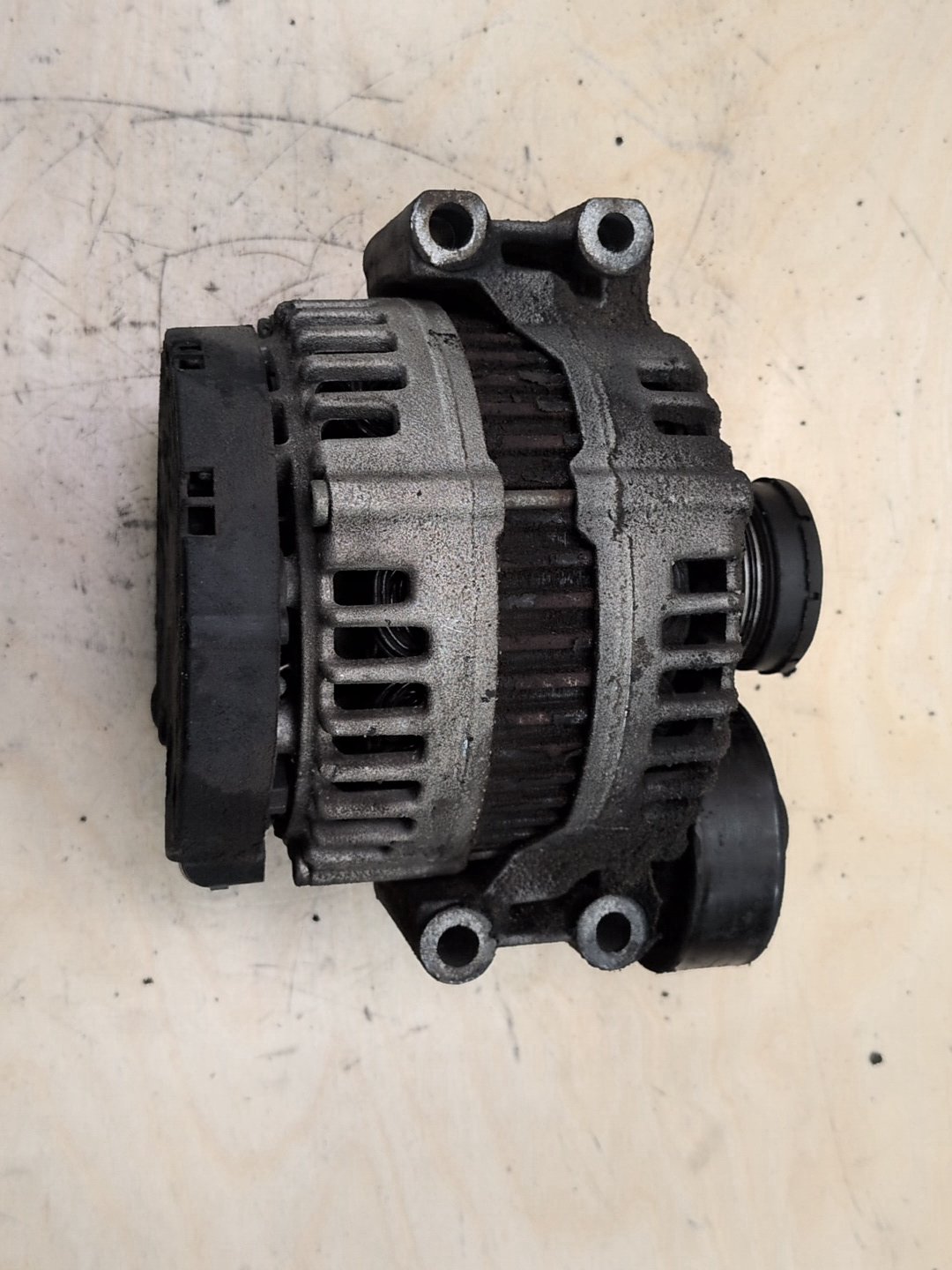 OEM BMW E82 E88 E90 E92 E93 F10 128 328 Engine N51 N52 Alternator Generator 180A
