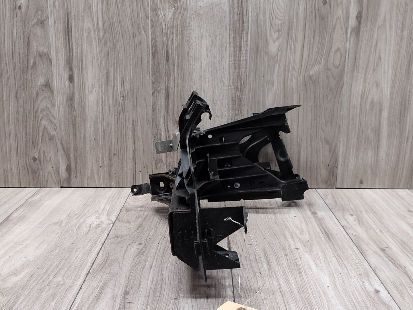 2011-2013 BMW 535i F10 Left Driver Headlight Bracket 7200793