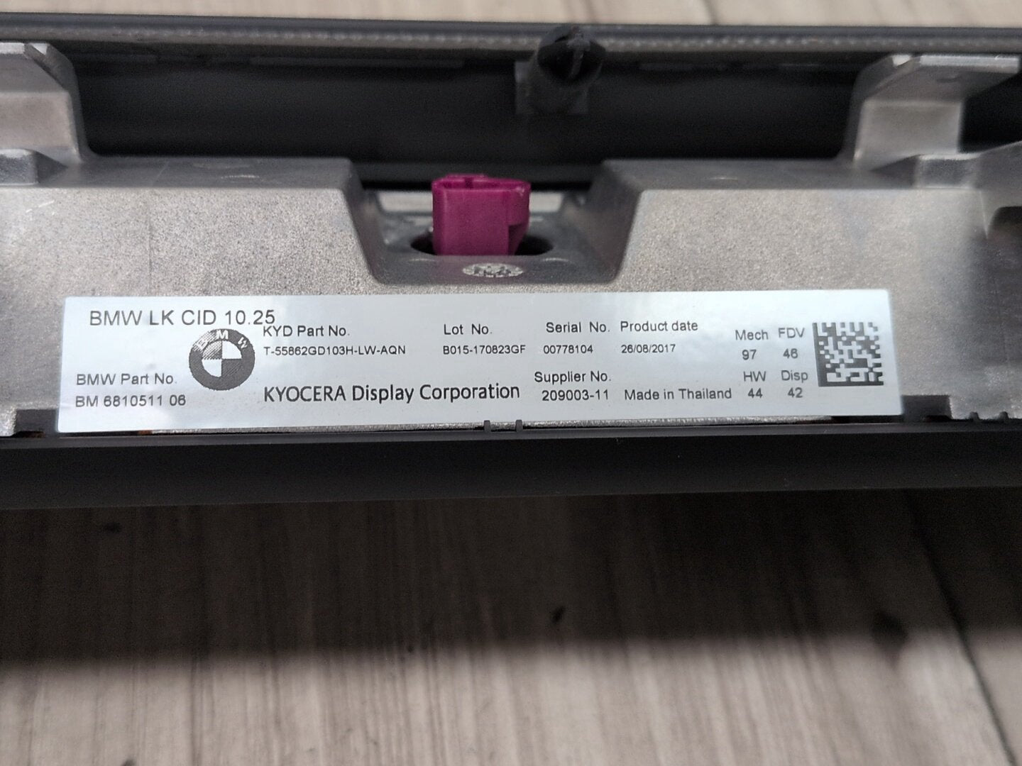 17-20 OEM BMW F90 M5 G30 G32 Central Information Display Screen 10.25" NBT