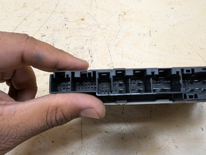 2016-2022 BMW 750i G12 Front Left or Right Seat Control Module 7467799