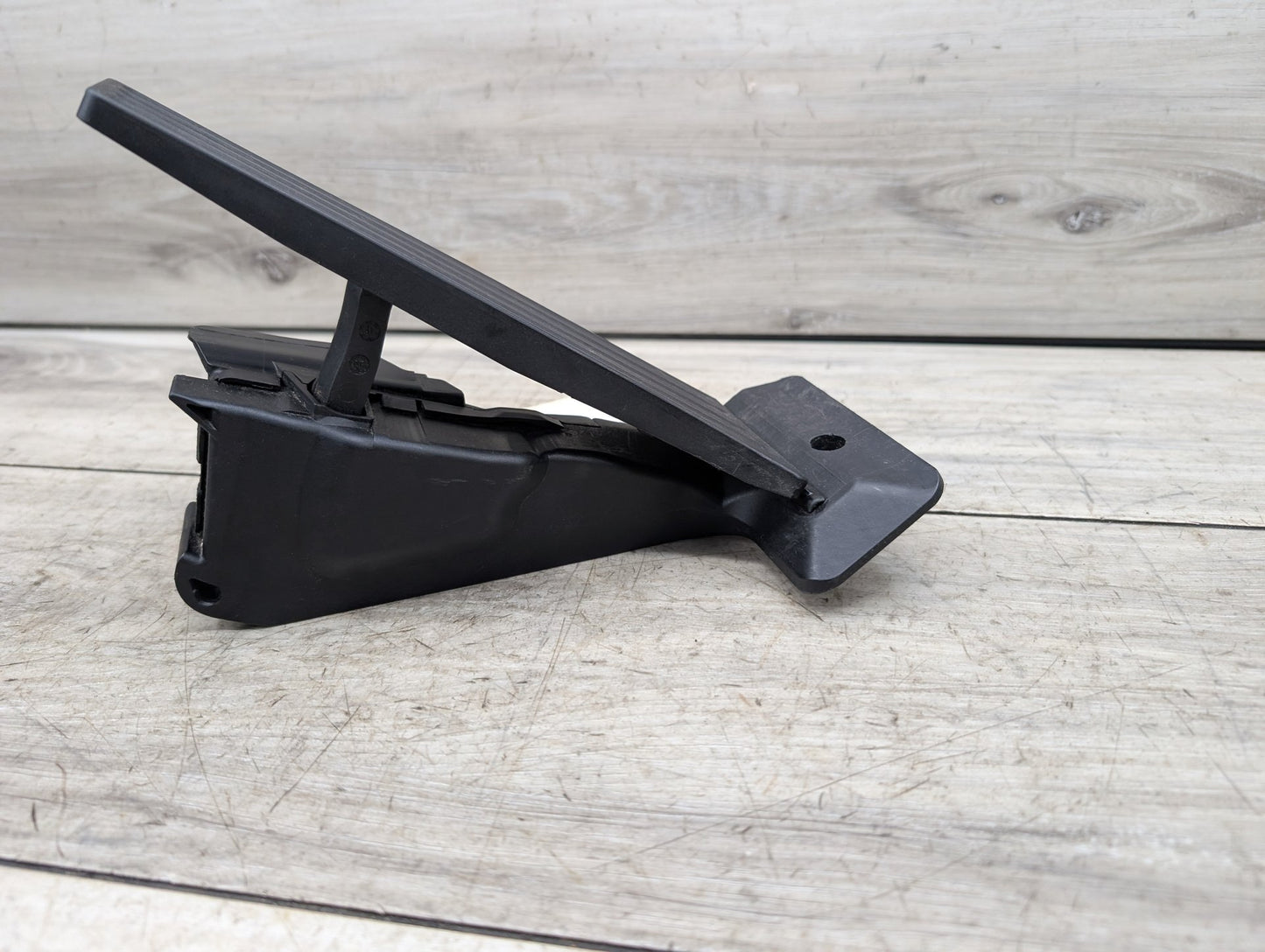 OEM BMW F15 F22 F25 F30 F36 F80 G01 G05 G20 X3 X5 Accelerator Throttle Gas Pedal