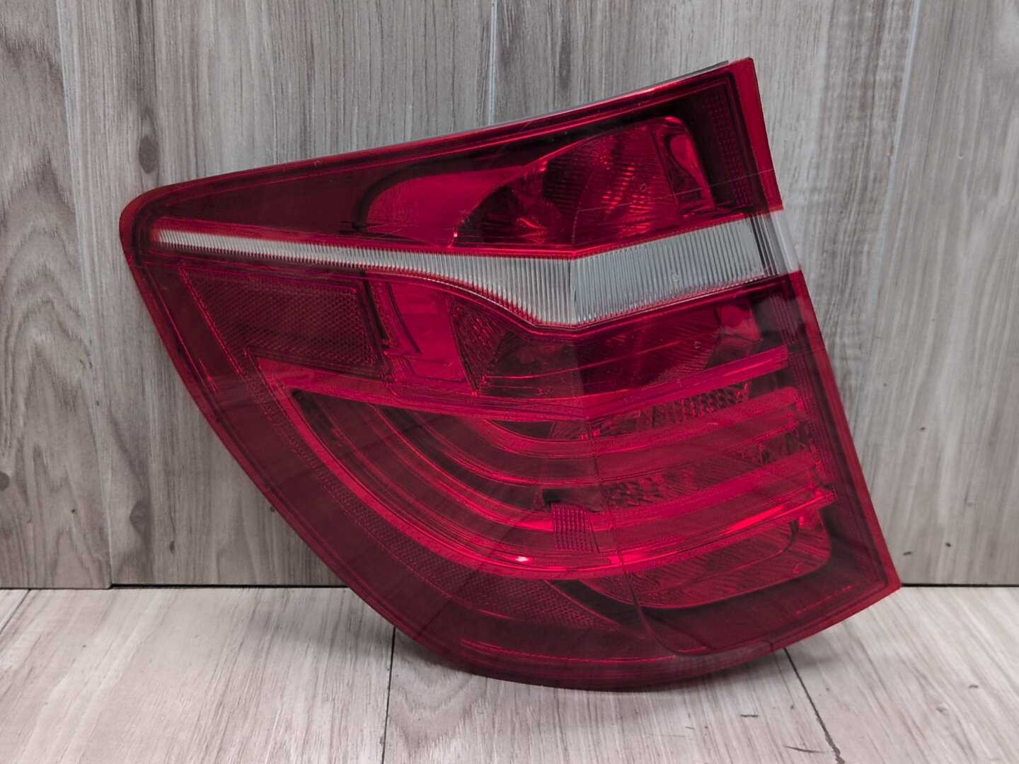 2011 - 2017 BMW X3 F25 Rear Left Outer Tail Light 7220241 N20B20O0