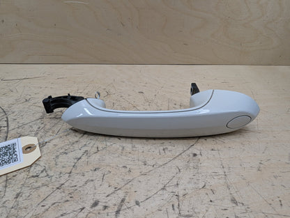 2019-2026 BMW 330i G20 Front Left Driver Exterior Door Handle 7470567 OEM