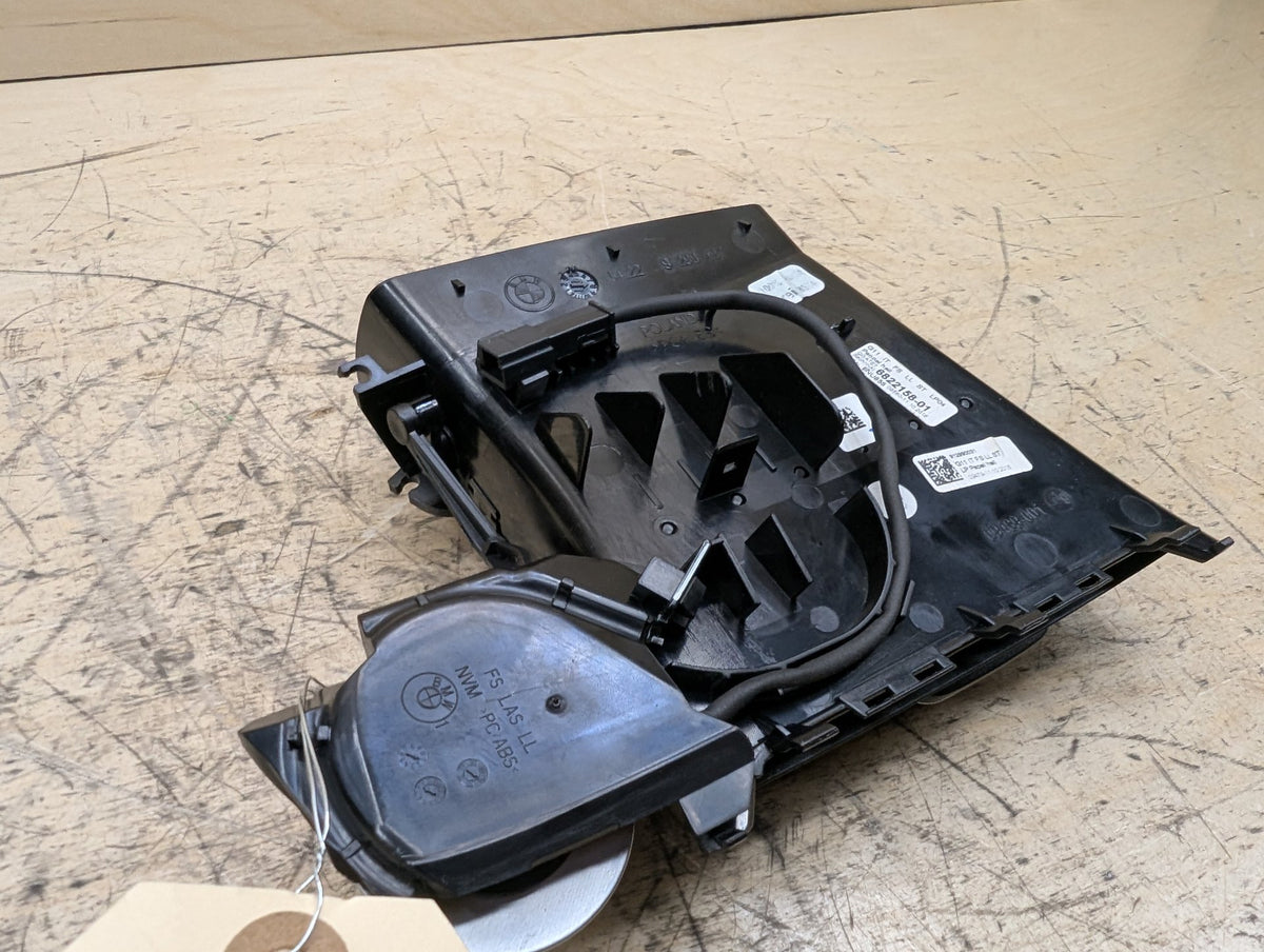 2016-2019 BMW 740i G12 Dashboard Dash Board Right Passenger Air Vent 6822158 OEM
