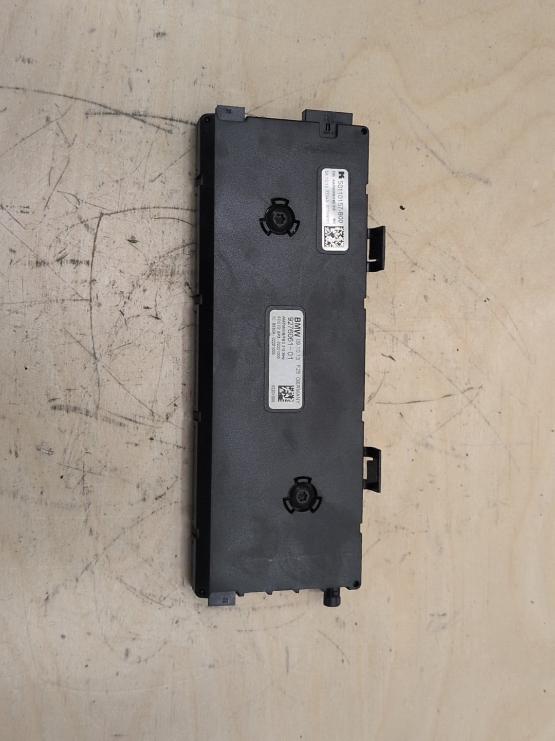 11-17 OEM BMW X3 F25 Antenna Amplifier Booster Control Module 9276061