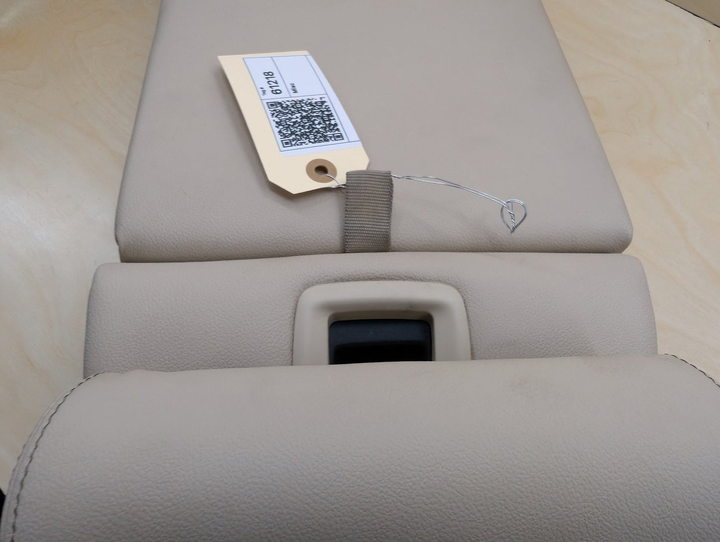 2018-2024 BMW X3 G01 Rear Center Middle Seat W/ Cupholder Armrest Assembly 7469796