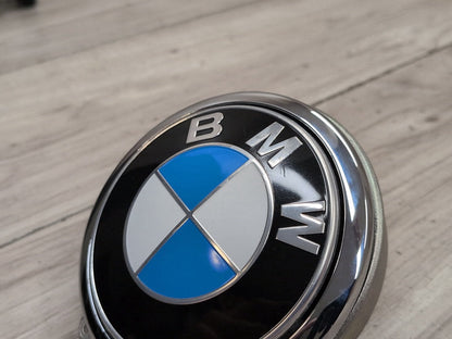 2012-2018 BMW M6 F06 - Liftgate Trunk Lid Emblem PN: 7273659