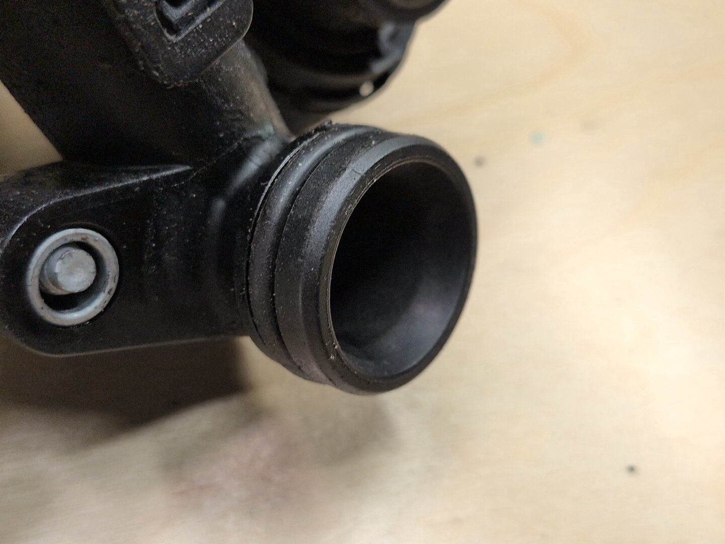 OEM BMW F22 F30 F32 F36 G01 G30 Engine B46 Motor Heat Coolant Thermostat Module