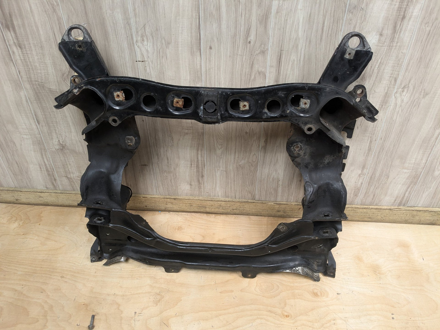 2009-2012 Mercedes-Benz E550 W212 - Front Axle Support Crossmember Subframe PN: A2126280457