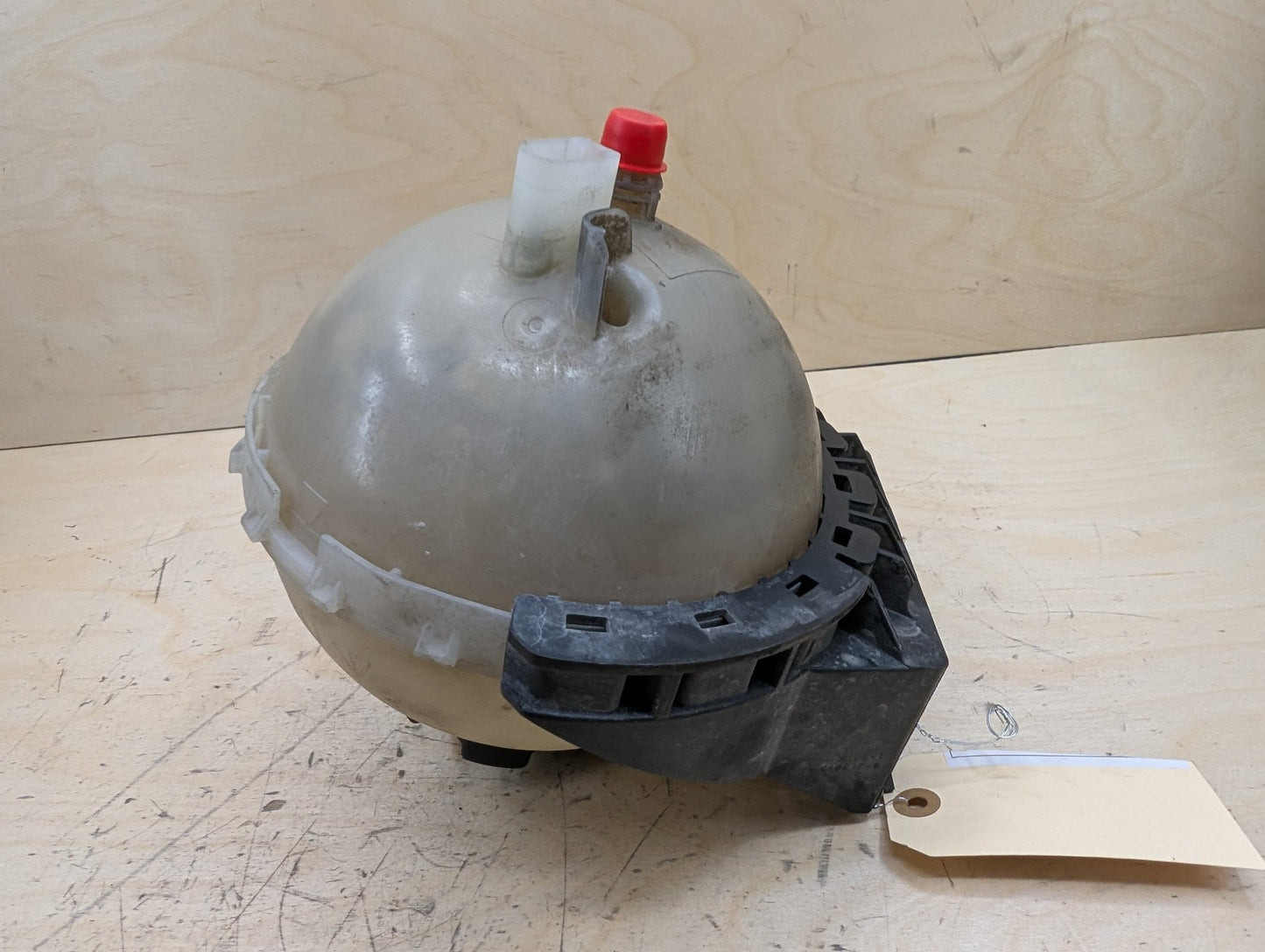 OEM BMW F22 F23 F30 F32 F33 F36 Coolant Overflow Reservoir Tank Bottle N20 N26