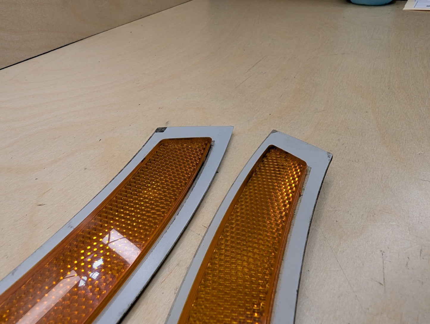 2007-2013 BMW 335i E93 Rear Left Right Bumper Reflectors SET 7162314
