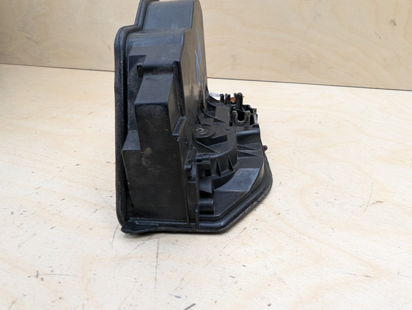 2011-2016 BMW X3 F25 Front Right Passenger Door Latch Lock Actuator 7318416