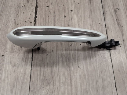 OEM BMW F90 G30 540 M550 Front Rear Right Passenger Door Handle COMFORT White