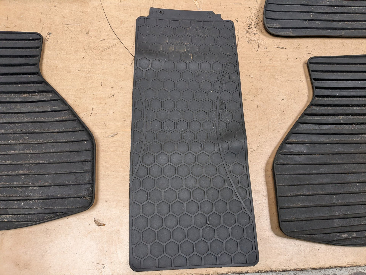 2015 - 2019 BMW X6 F86 Front Rear Left Right All Weather Mat Carpet Floor Mats SET 2231953 S63B44T2