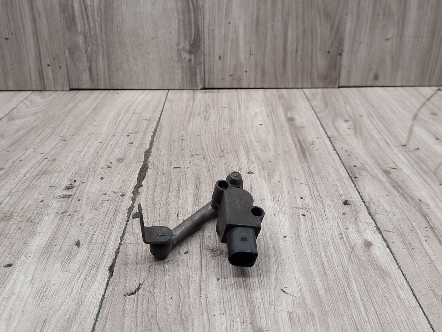 2010-2016 Audi S4 B8 Suspension Height Level Sensor 1T0907503A OEM