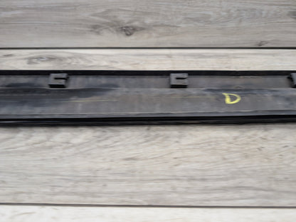 2011 - 2017 BMW X3 F25 Front Left Driver Exterior Door Trim Molding 7220609 N55B30M0