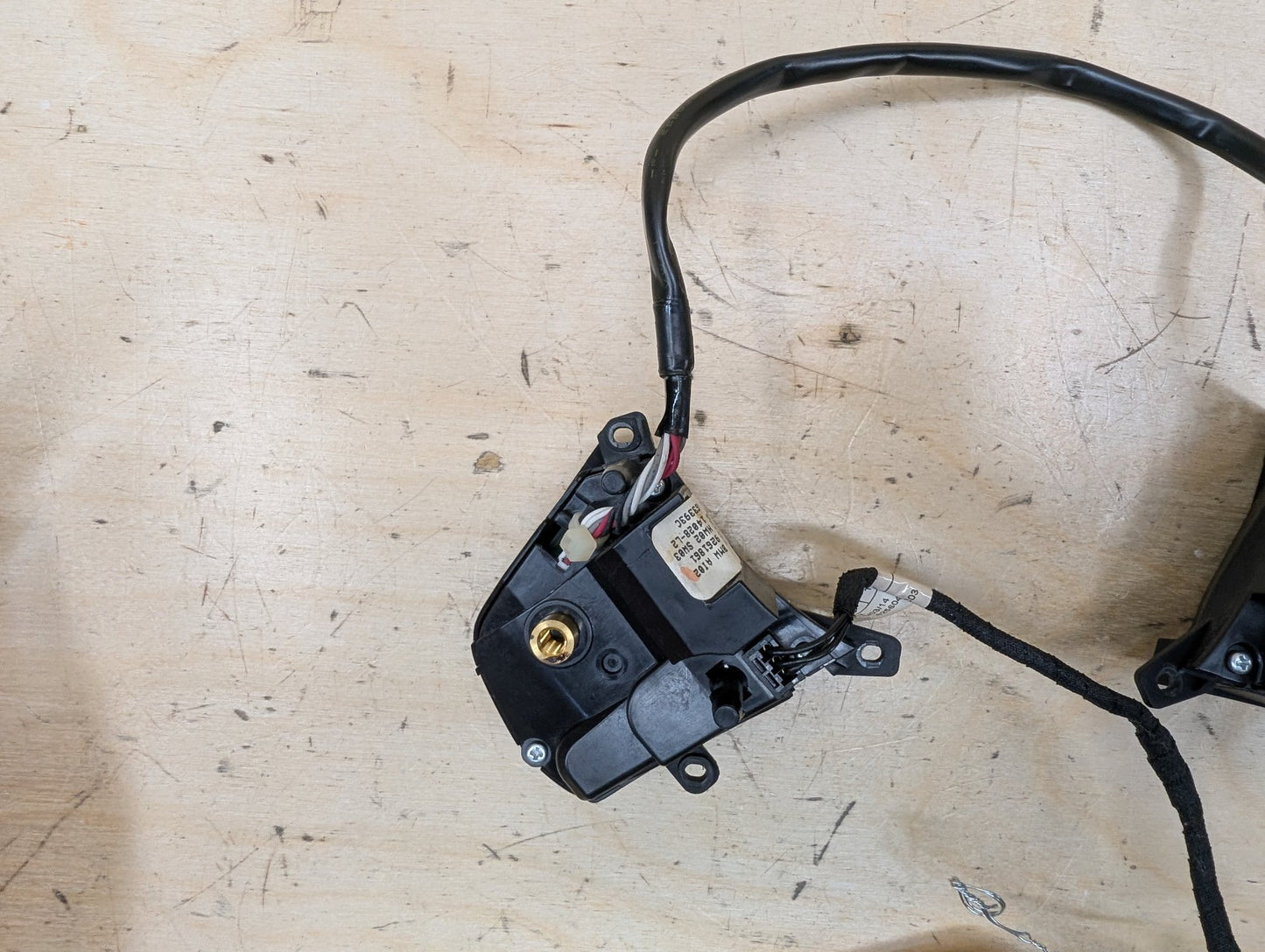 OEM BMW F22 F23 F30 F33 F32 F36 Steering Wheel Multifunction Switch Button