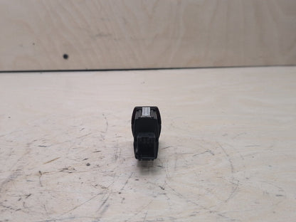 2011-2016 BMW X3 F25 AUX/ USB Charger Port Socket 9161896