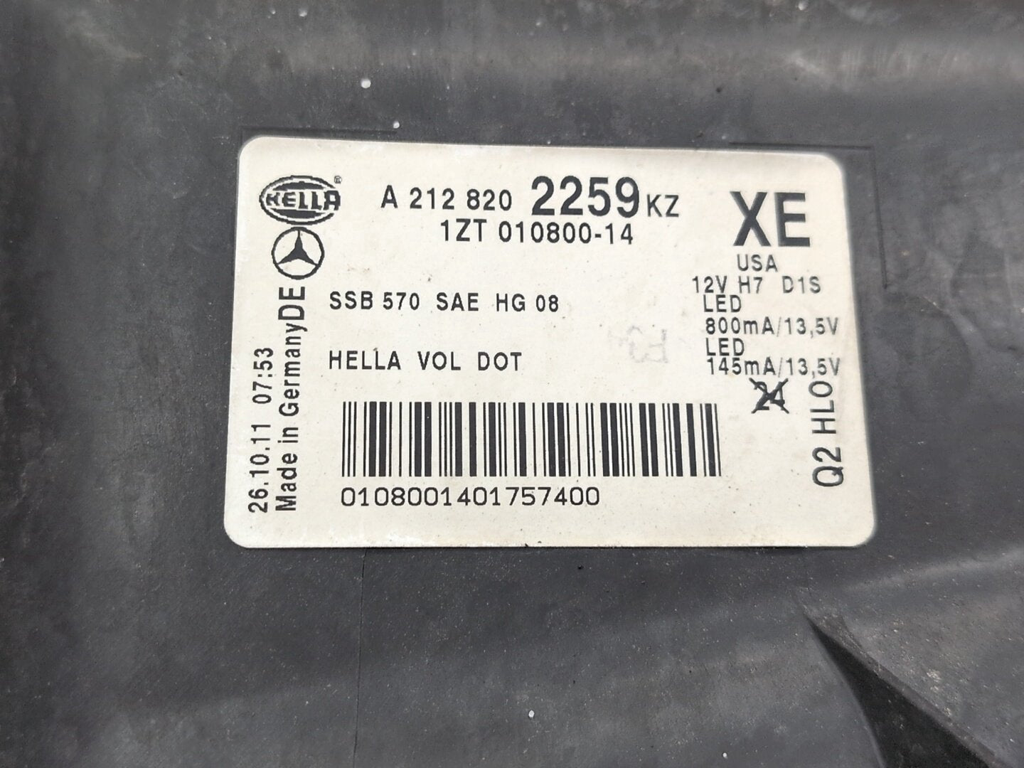 2009-2012 Mercedes-Benz E550 W212 - Front Right Passenger Xenon HID Headlight