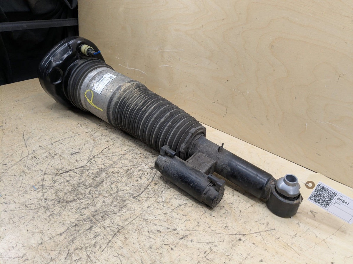 16-22 OEM BMW G11 G12 740 750 B7 REAR Right Passenger Air Suspension Shock Strut