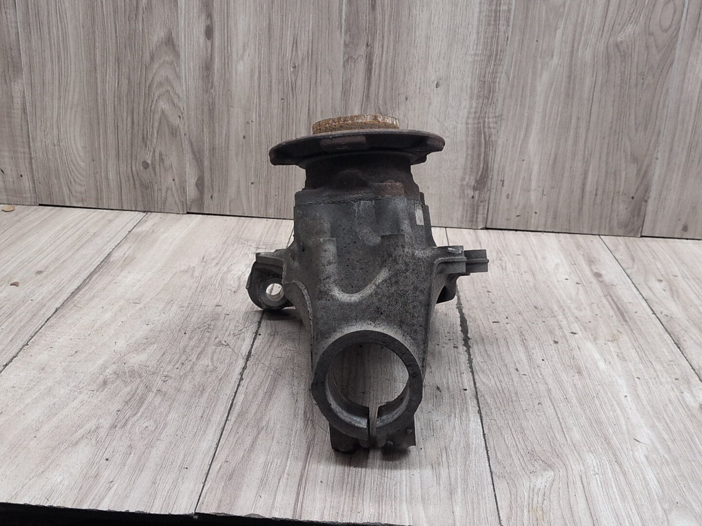 OEM BMW F32 F33 F36 RWD Front Right Passenger Spindle Carrier Knuckle Bearing