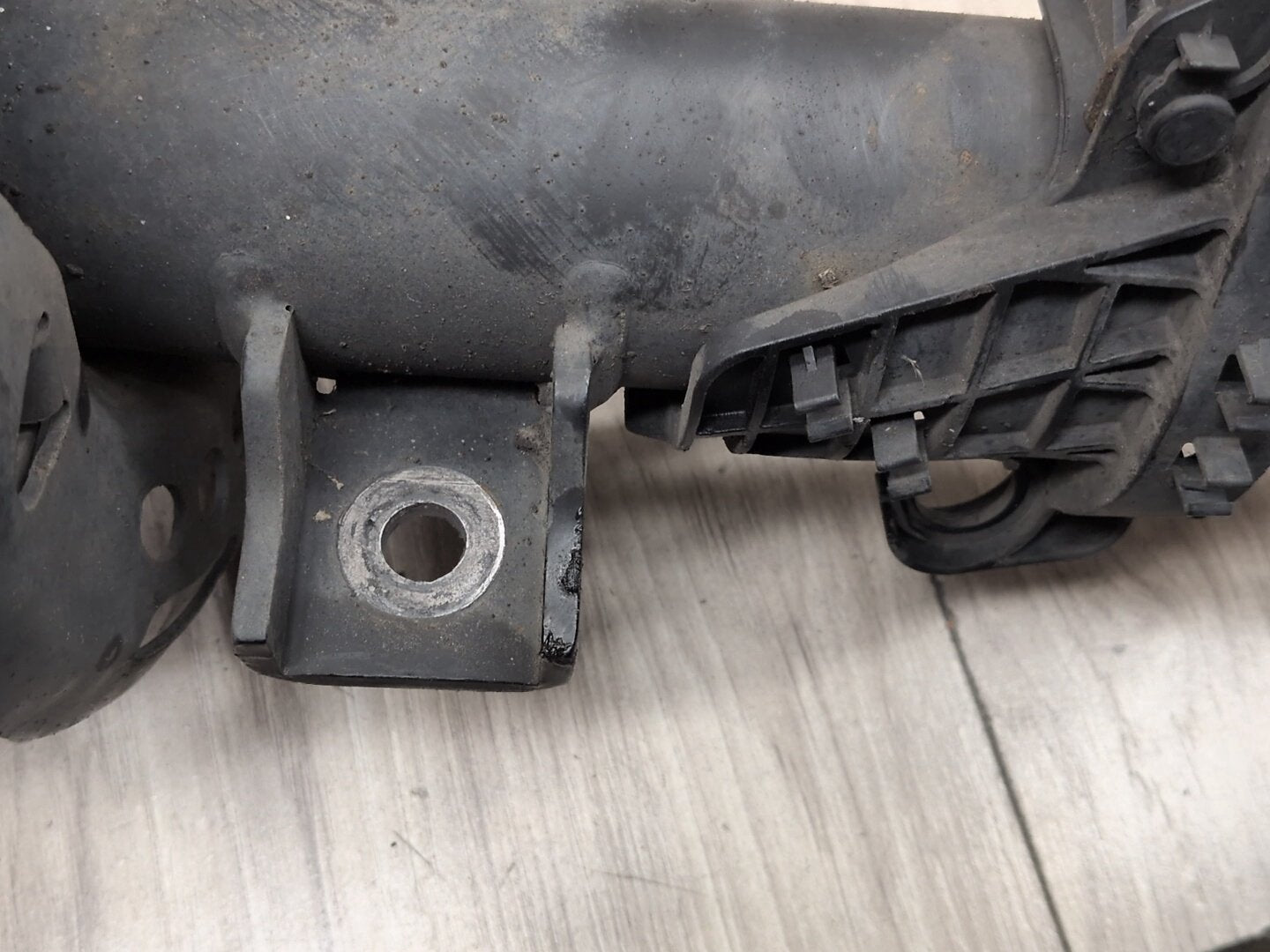 2009-2012 Mercedes-Benz E550 W212 Front Left Driver Spring Strut Shock Absorber A2123208913