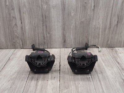 2004-2010 BMW M6 E64 Rear Left Right Brake Caliper SET 2283164