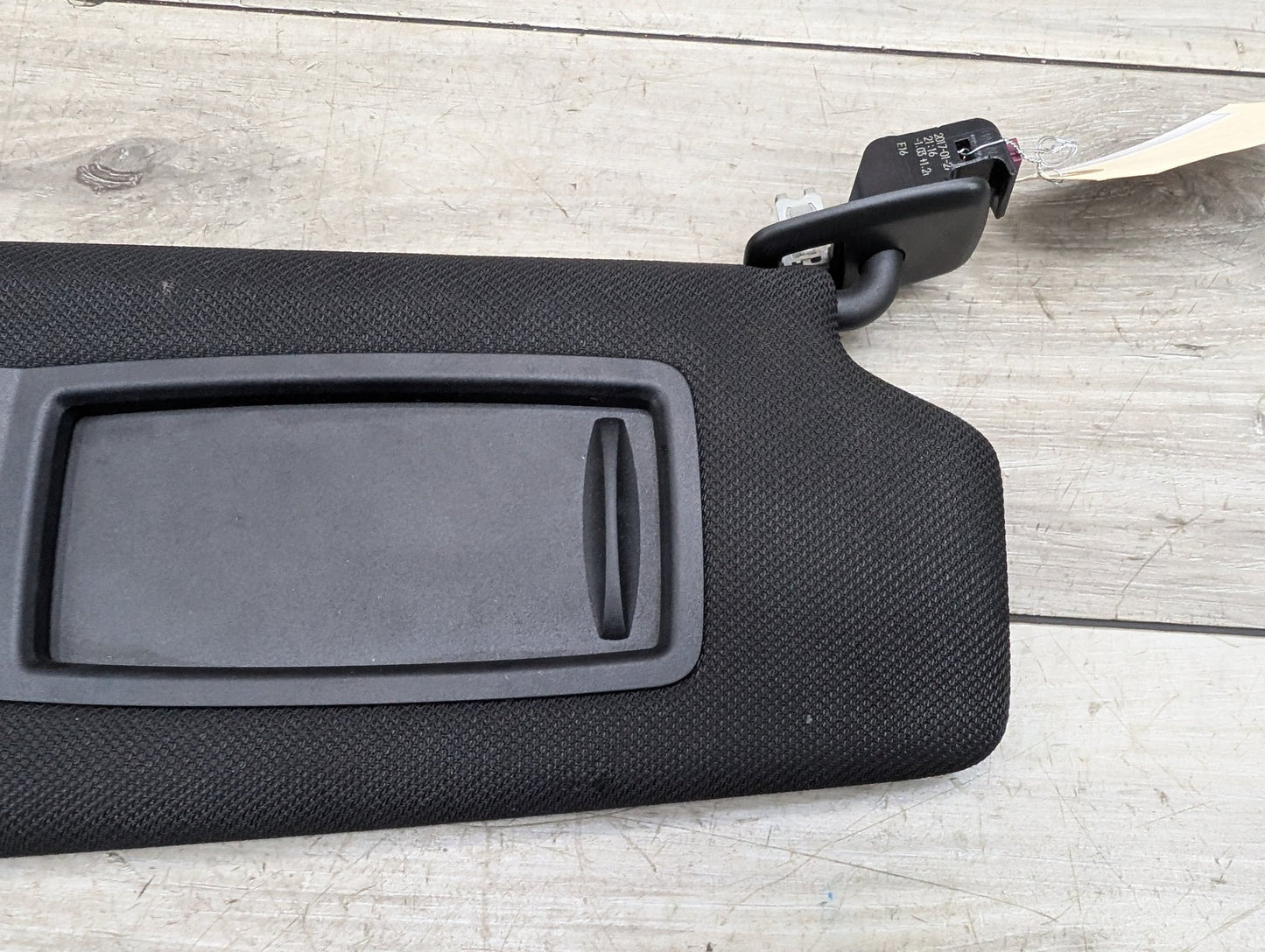 17-20 OEM BMW F90 G30 530 540 M550 M5 Interior Right Passenger Sun Visor Black