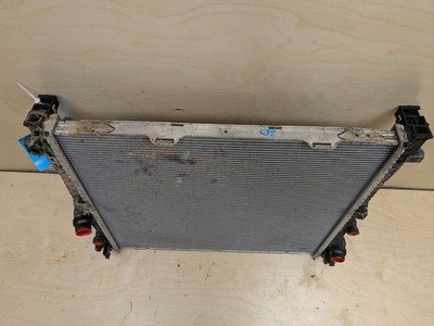 2018-2024 BMW X3 G01 Cooling Radiator 8642743