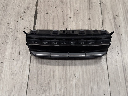 2009-2012 Mercedes-Benz E550 W212 Front AC Heater Climate Control Switch A2129008808 OEM