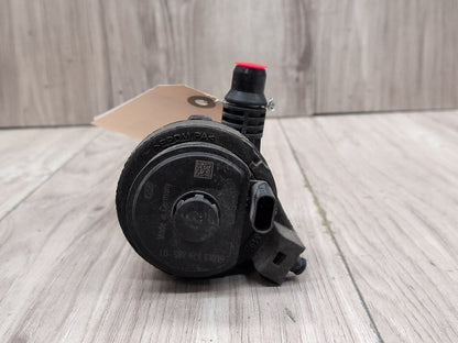 2016 BMW X5 G05 Engine Motor Cooling Auxiliary Water Pump 8679885 CTUB