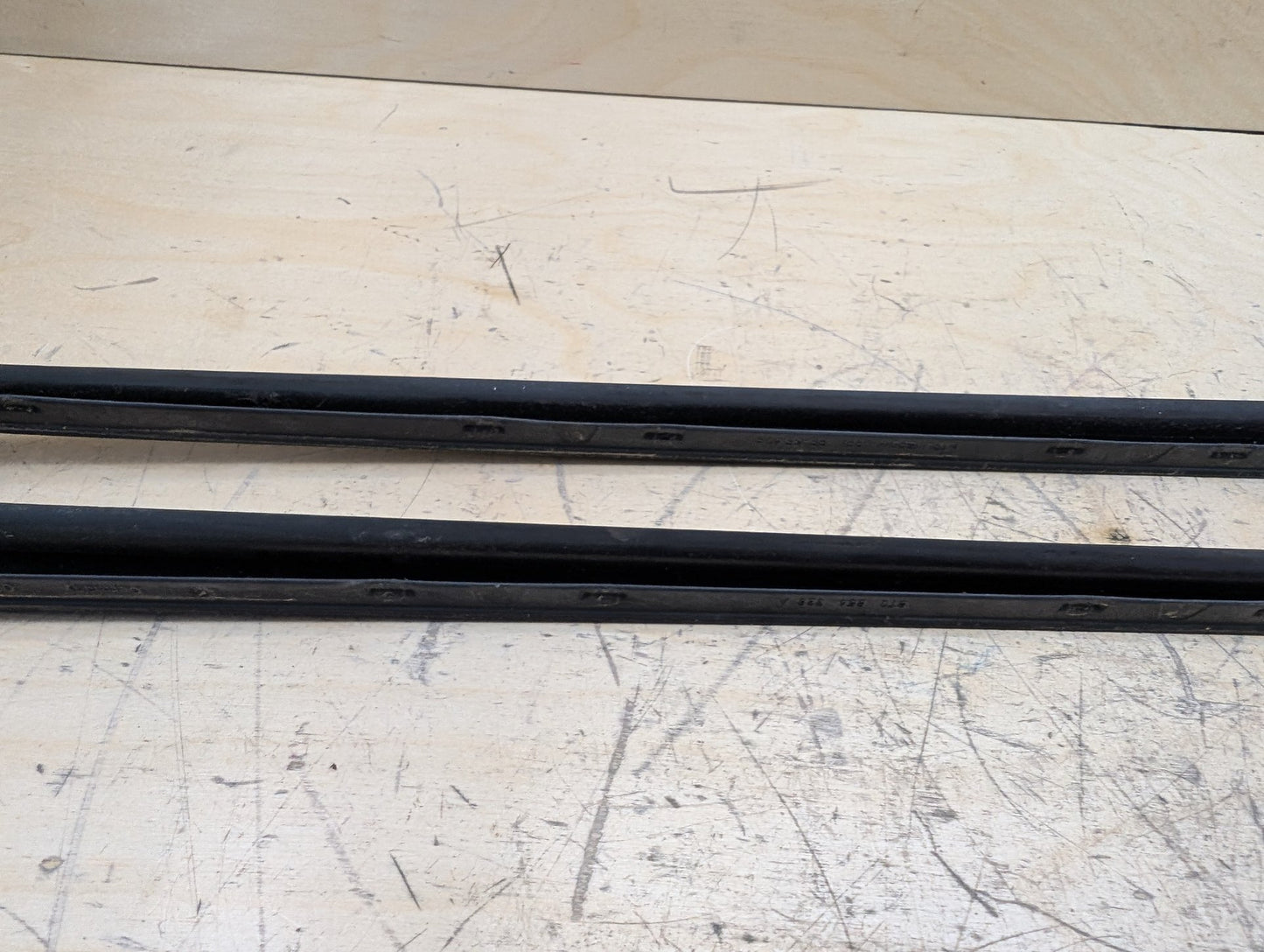 2011-2017 Audi RS5 8T Front Left Right Side Windshield Drip Trim Molding SET 8T0854327A OEM