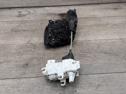 16-22 OEM BMW G11 G12 FRONT LEFT DRIVER Side Door Lock Latch Actuator SOFT CLOSE
