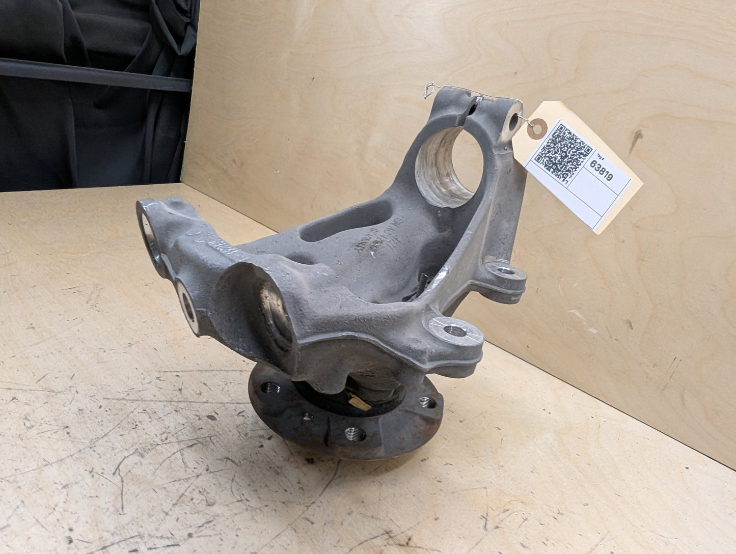 12-18 OEM BMW F30 F31 Sedan RWD Front Right Hub Knuckle Wheel Bearing Carrier