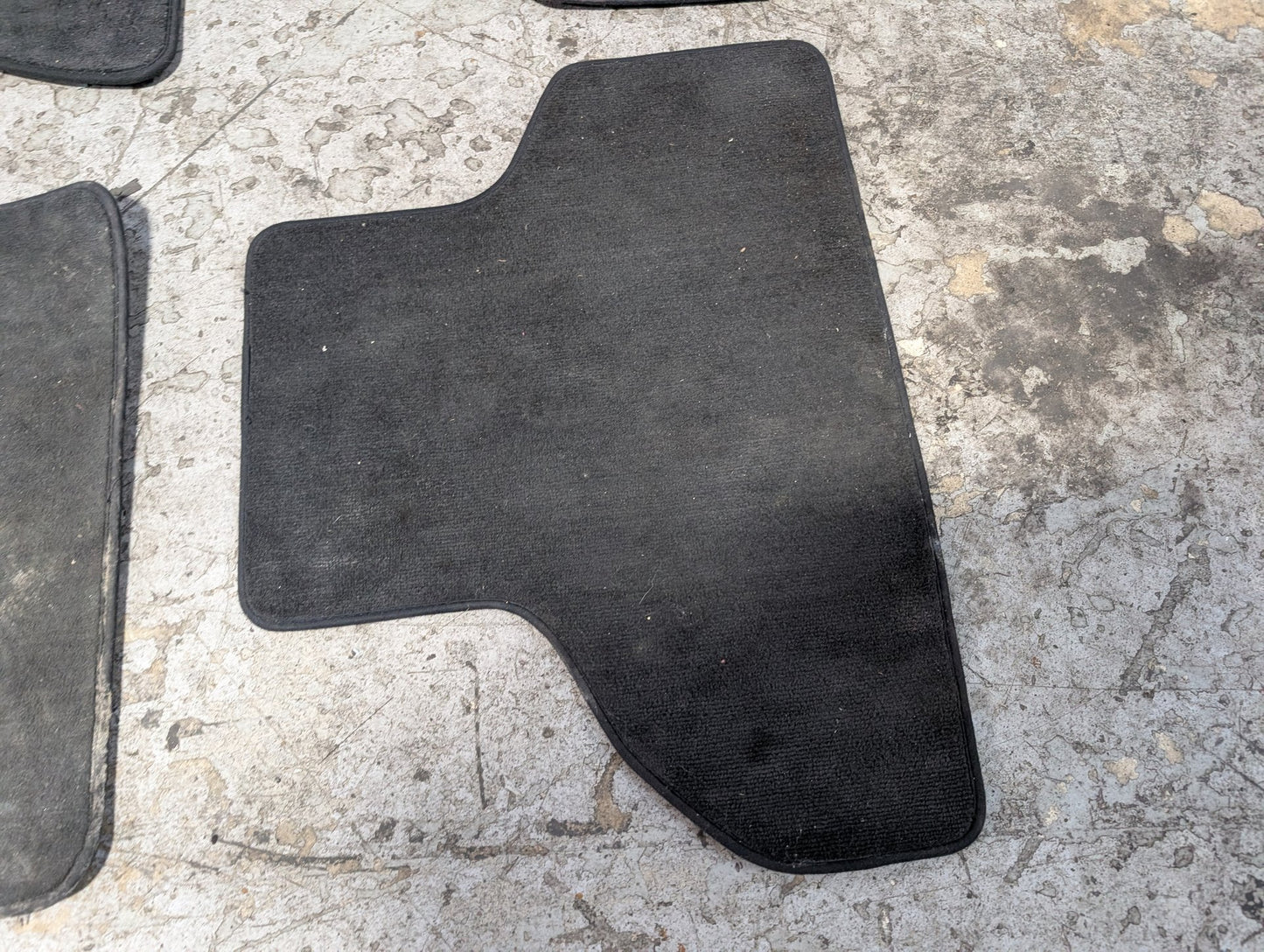 2014 - 2018 BMW X5 F15 Front Rear Left Right Mat Carpet Floor Mats SET 7439856 N63B